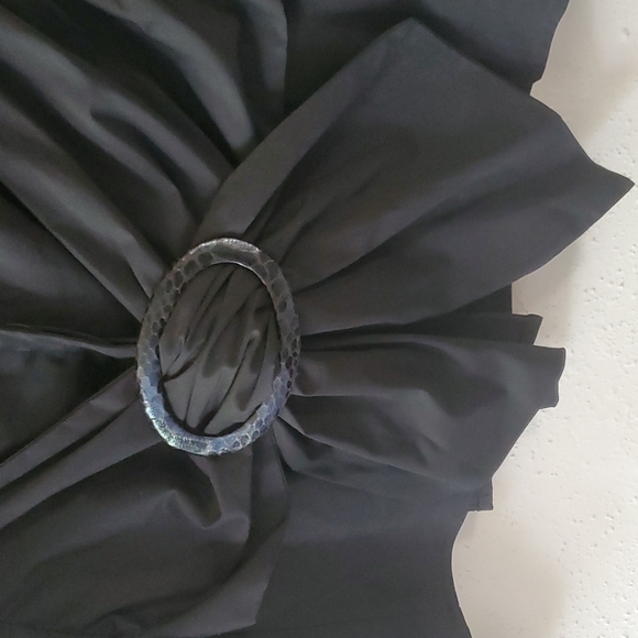 Pretty black wrap blouse in very good condition! - Picture 3 of 6